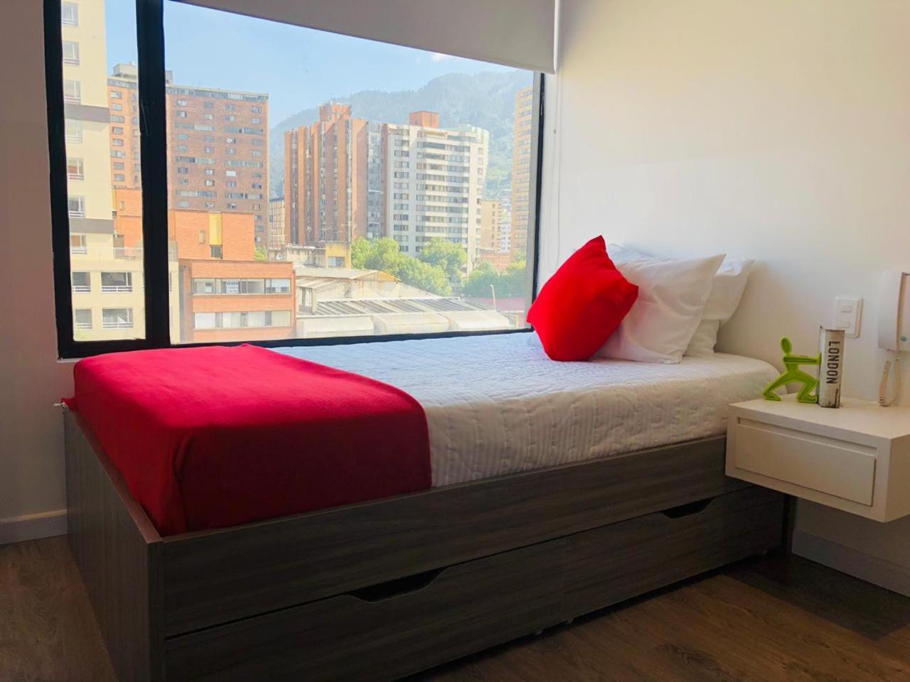 Esstudia 17-4 Hotel Богота Екстериор снимка